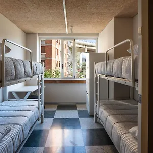 Hostal Lamia Bbk Women Hostel-solo Mujeres, Bilbao